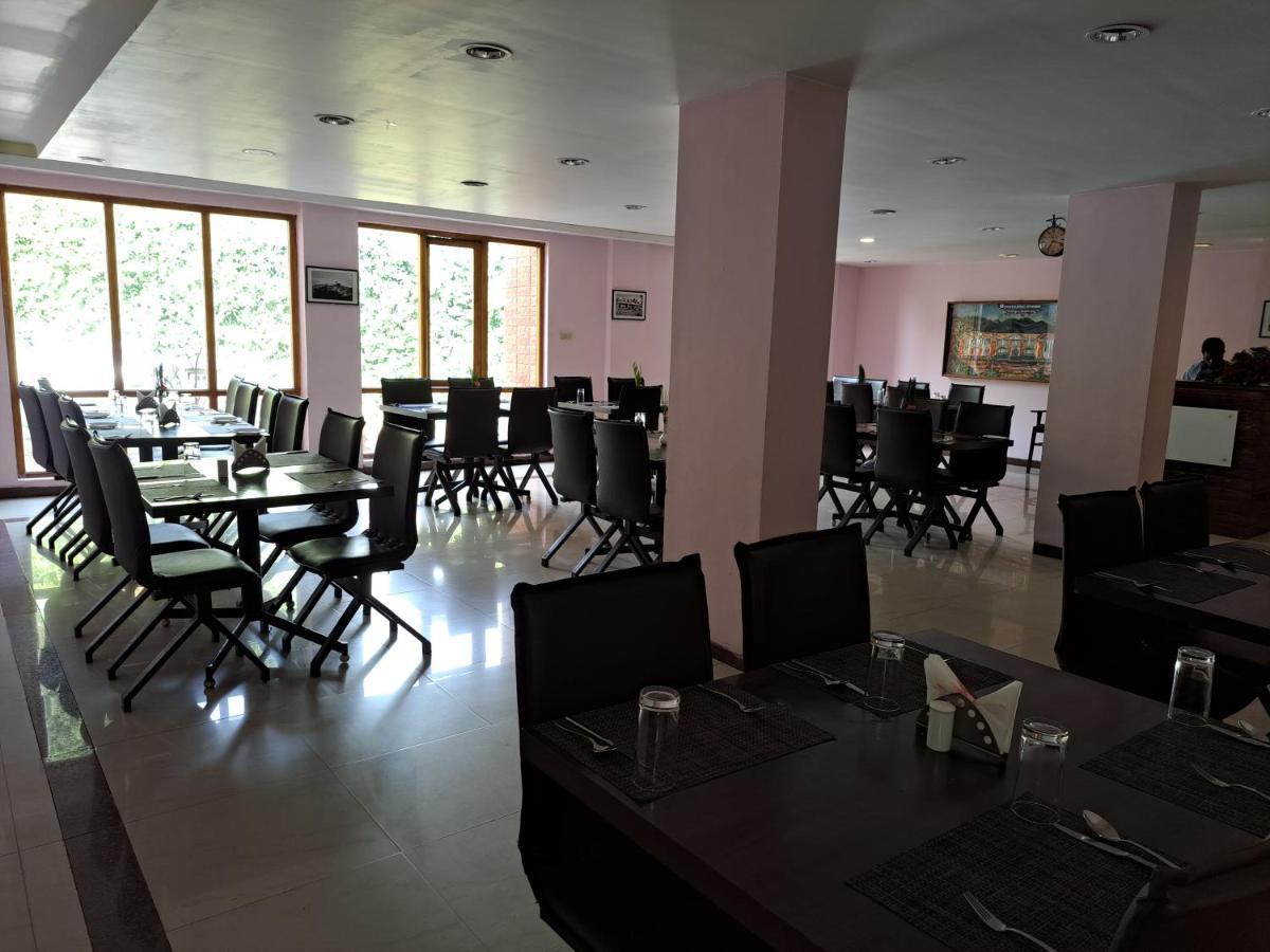 Hotel Preethi Classic Towers Ooty Eksteriør billede