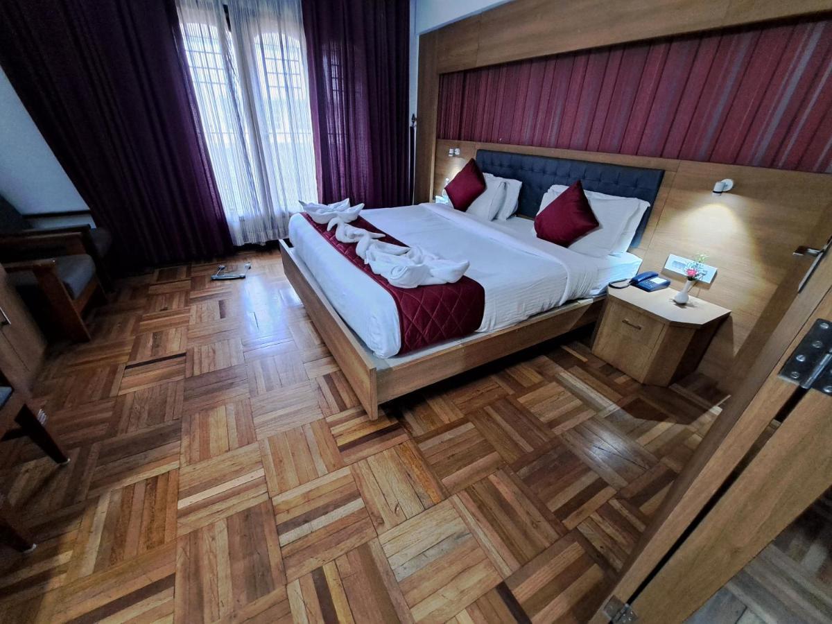Hotel Preethi Classic Towers Ooty Eksteriør billede