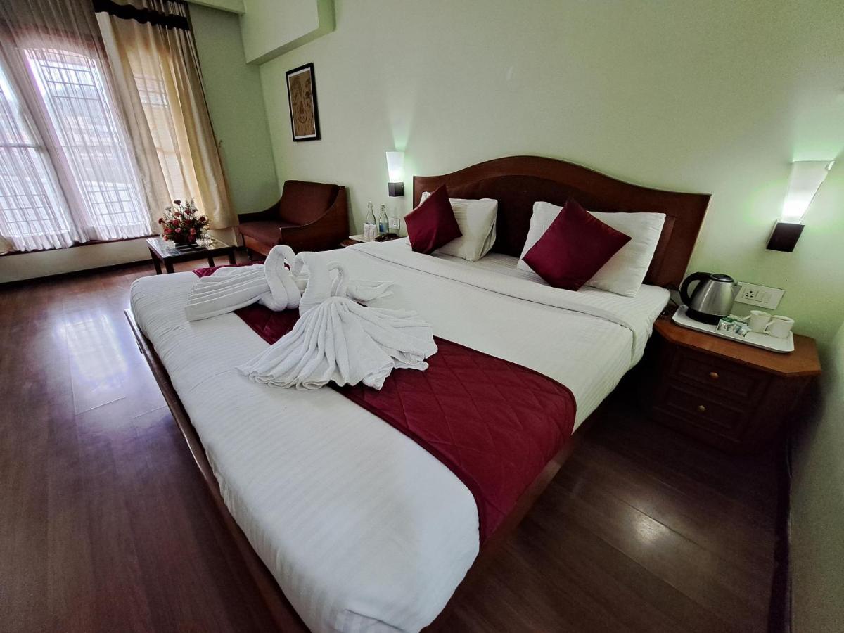 Hotel Preethi Classic Towers Ooty Eksteriør billede