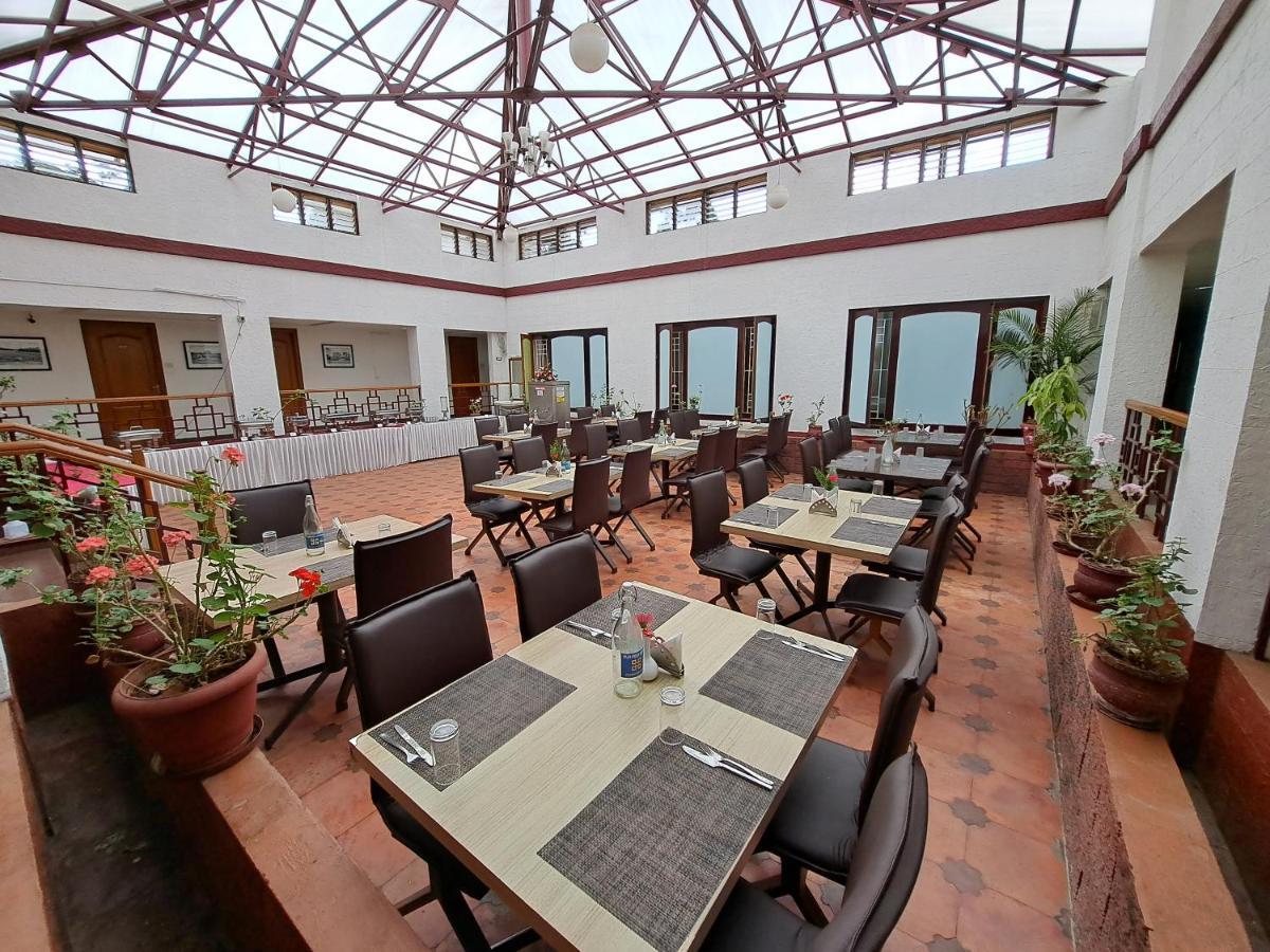 Hotel Preethi Classic Towers Ooty Eksteriør billede