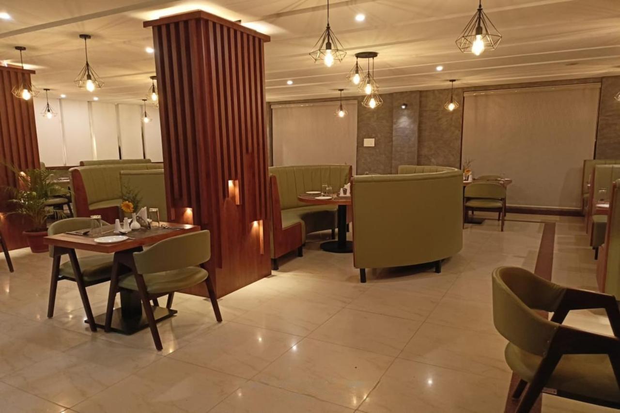 Hotel Preethi Classic Towers Ooty Eksteriør billede